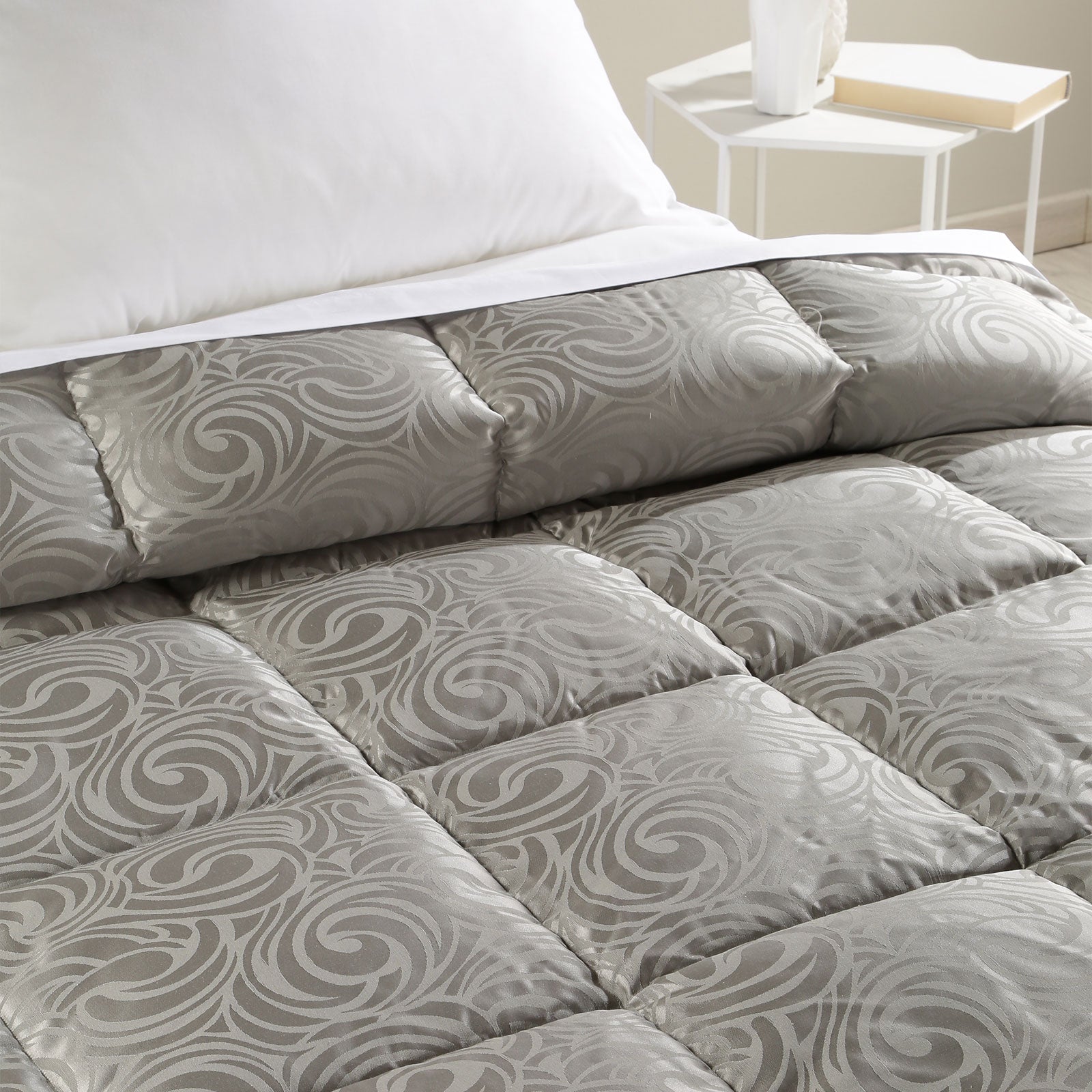 Trapunta-piuma-Matrimoniale-Grigio-Luxory-Barocco-Caleffi-Jacquard-Piuma