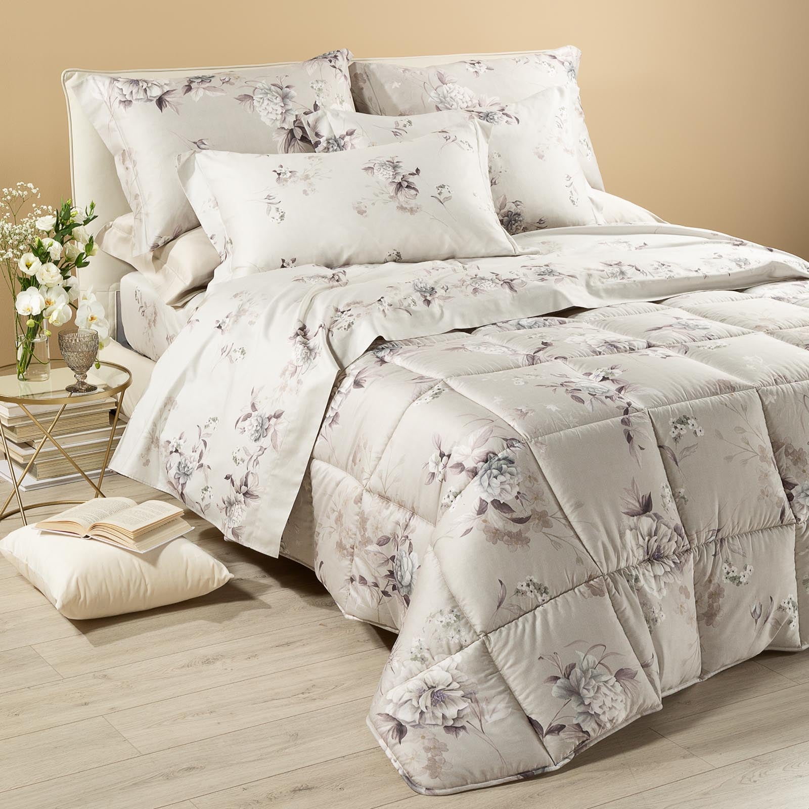 Trapunta-Matrimoniale-Unica-Chiaro di Luna-Floreale-Caleffi-Raso-di-Cotone-Fibra-anallergica